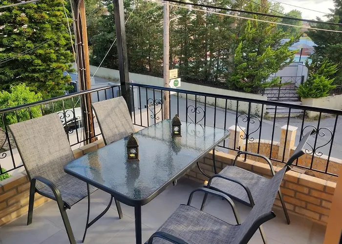 Nikitas Maisonette * Aharávi