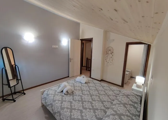 Nikitas Maisonette * Aharávi