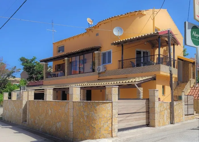 Nikitas Maisonette Apartman *